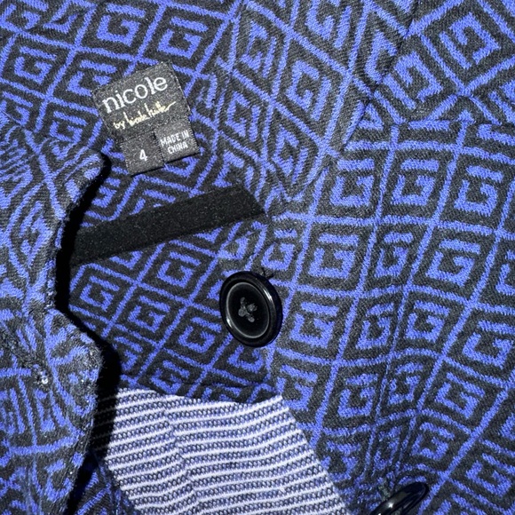 Geometric Patterned Blue Jacket - Picture 2 of 3